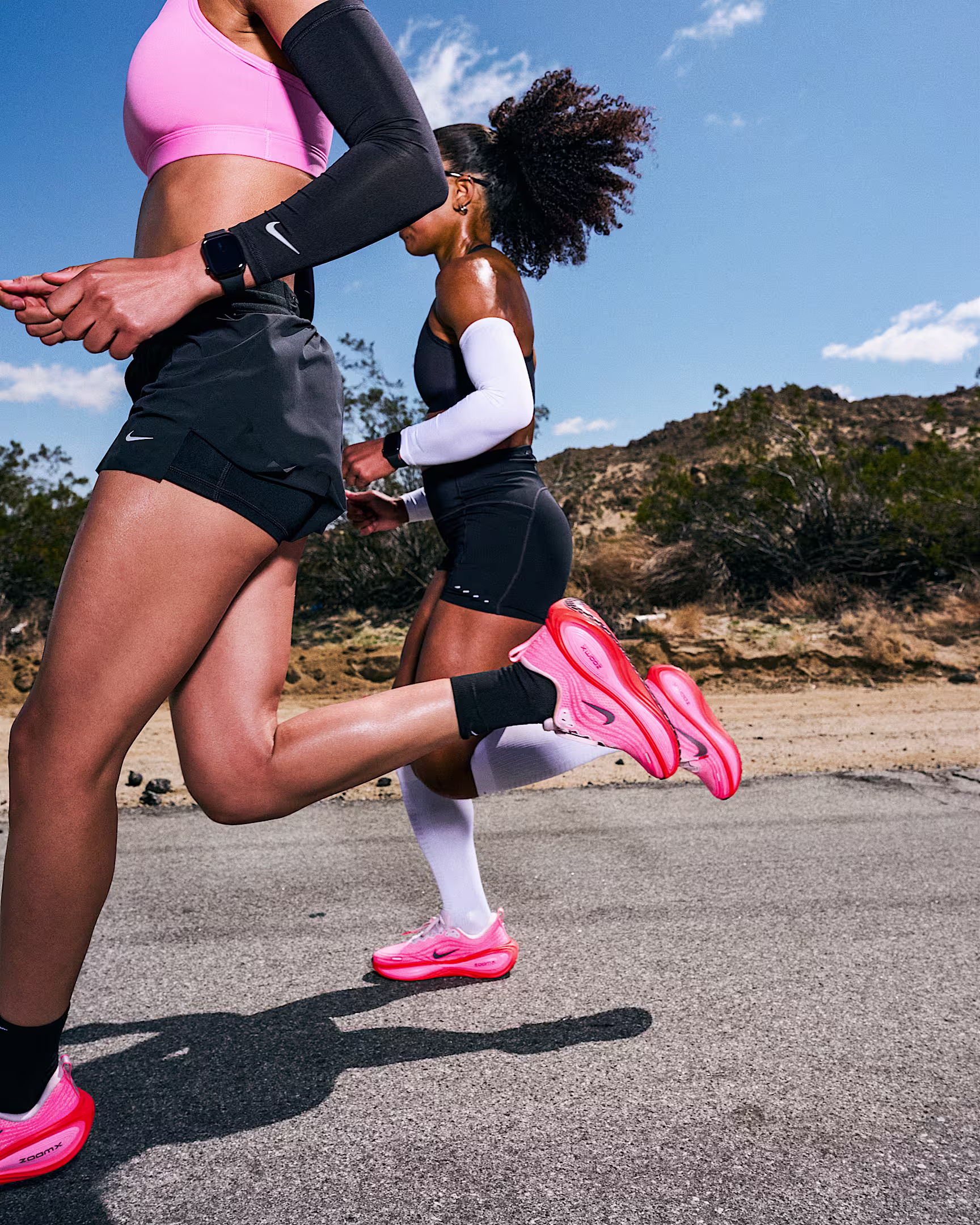 W+NIKE+VOMERO+PLUS (9).avif